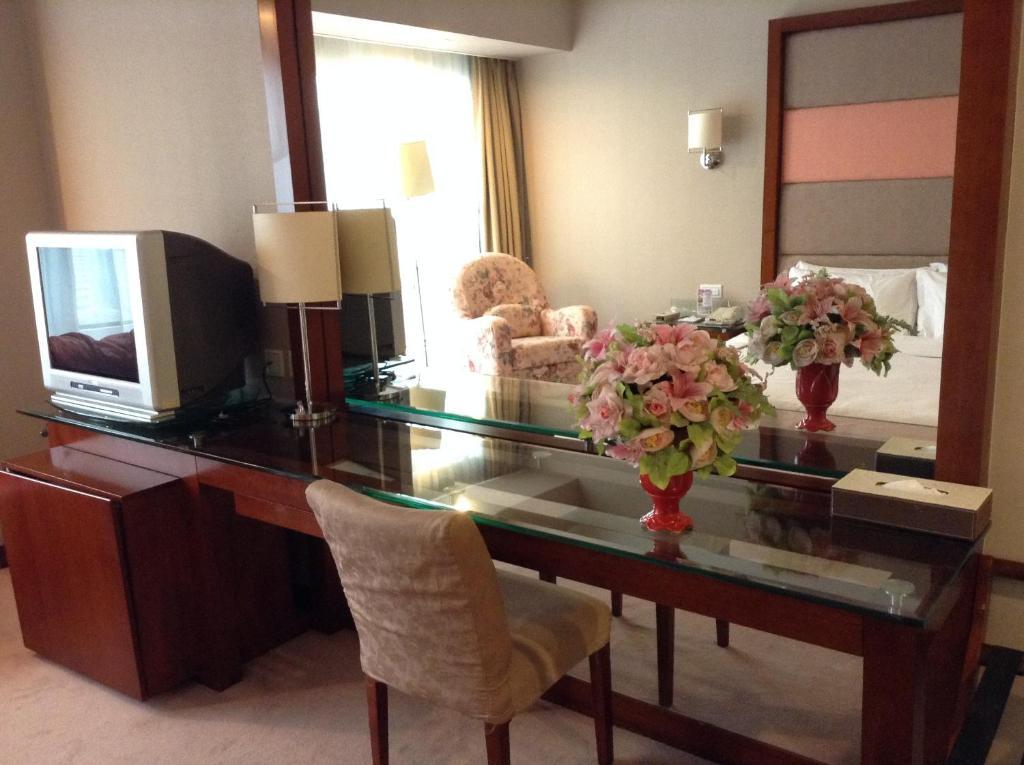 New Times Hotel Shenzhen Railway Station Ngoại thất bức ảnh